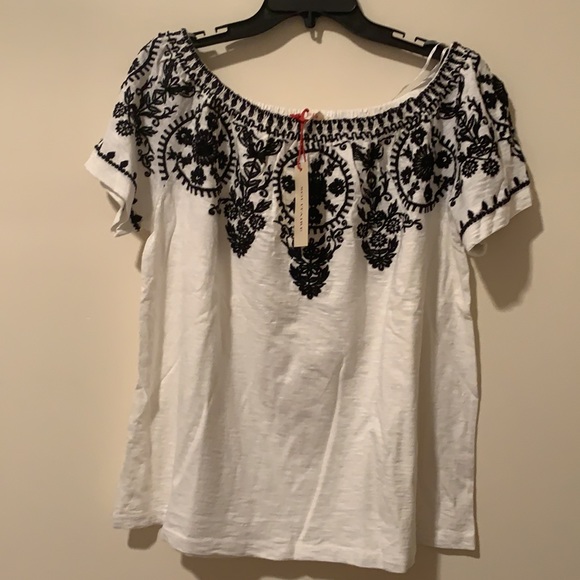 LAST 1️⃣ 🤍IVORY BLACK OFF THE SHOULDER TOP - Picture 5 of 7